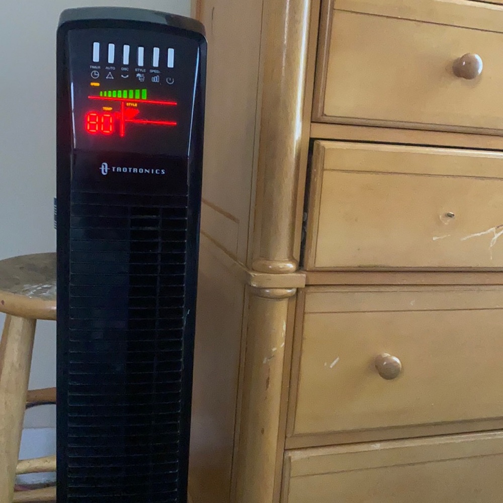 I’m selling a fan that comes with an remote